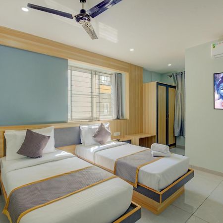 Hotel Park Lane Yelahanka Μπανγκαλόρ Εξωτερικό φωτογραφία