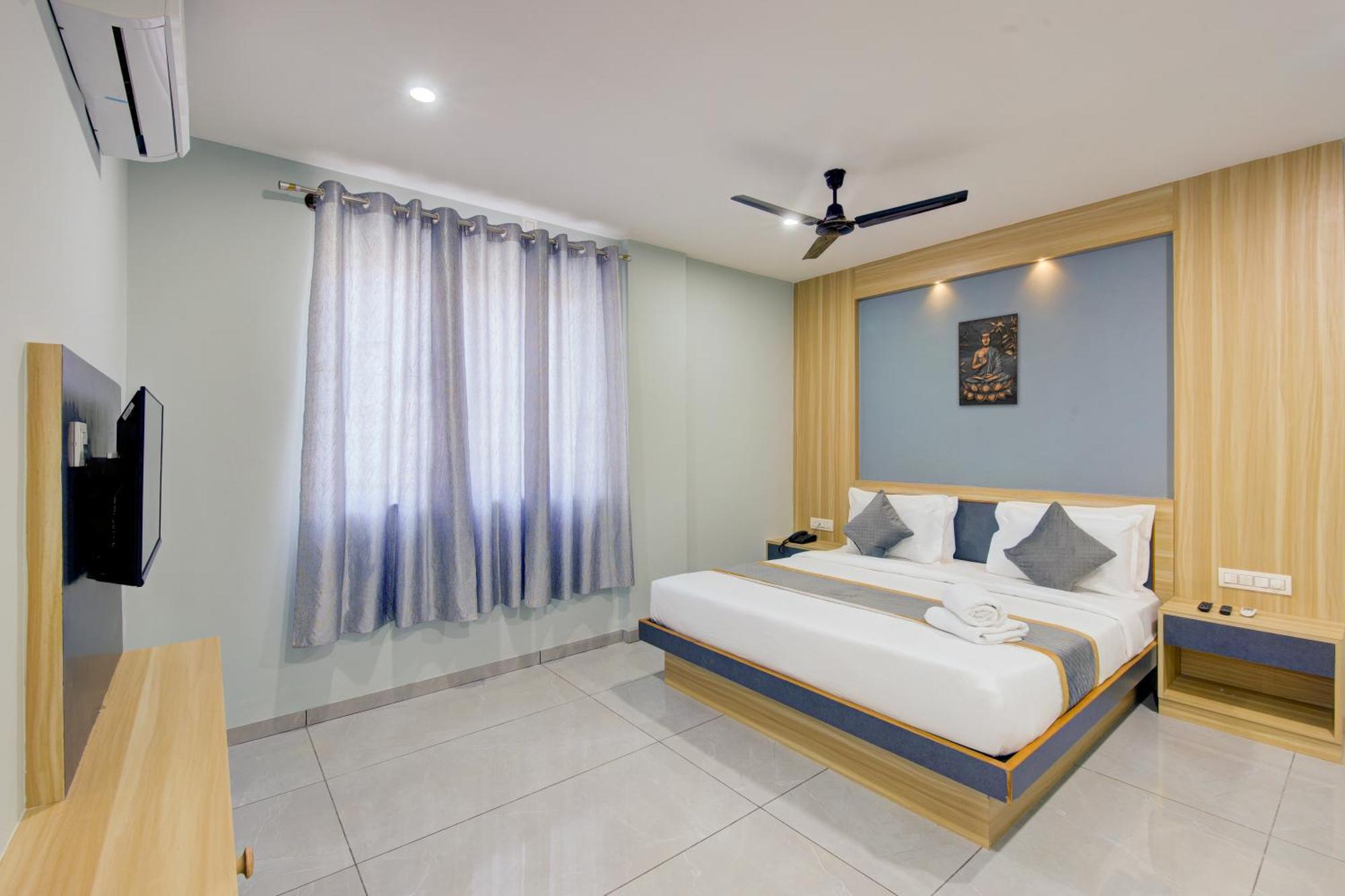 Hotel Park Lane Yelahanka Μπανγκαλόρ Εξωτερικό φωτογραφία