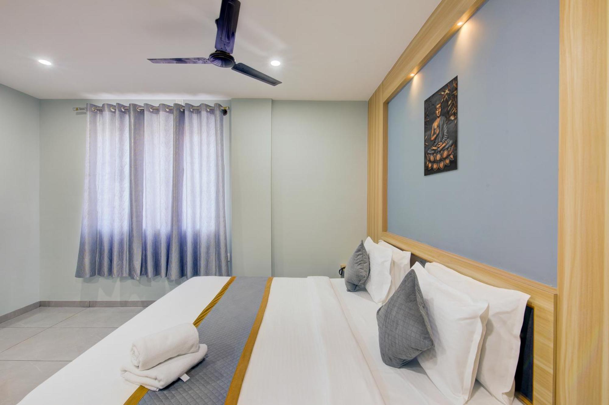 Hotel Park Lane Yelahanka Μπανγκαλόρ Εξωτερικό φωτογραφία