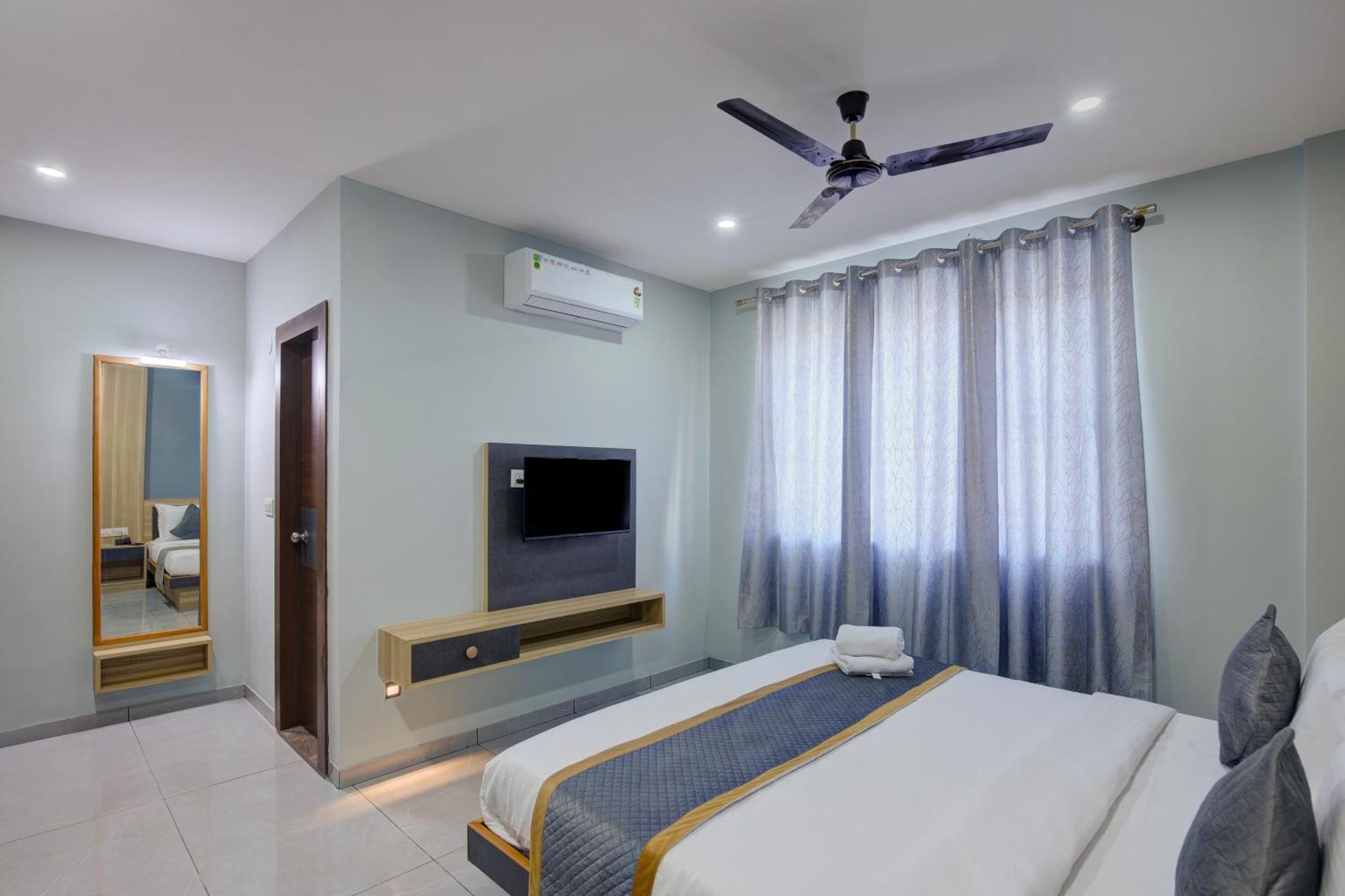 Hotel Park Lane Yelahanka Μπανγκαλόρ Εξωτερικό φωτογραφία