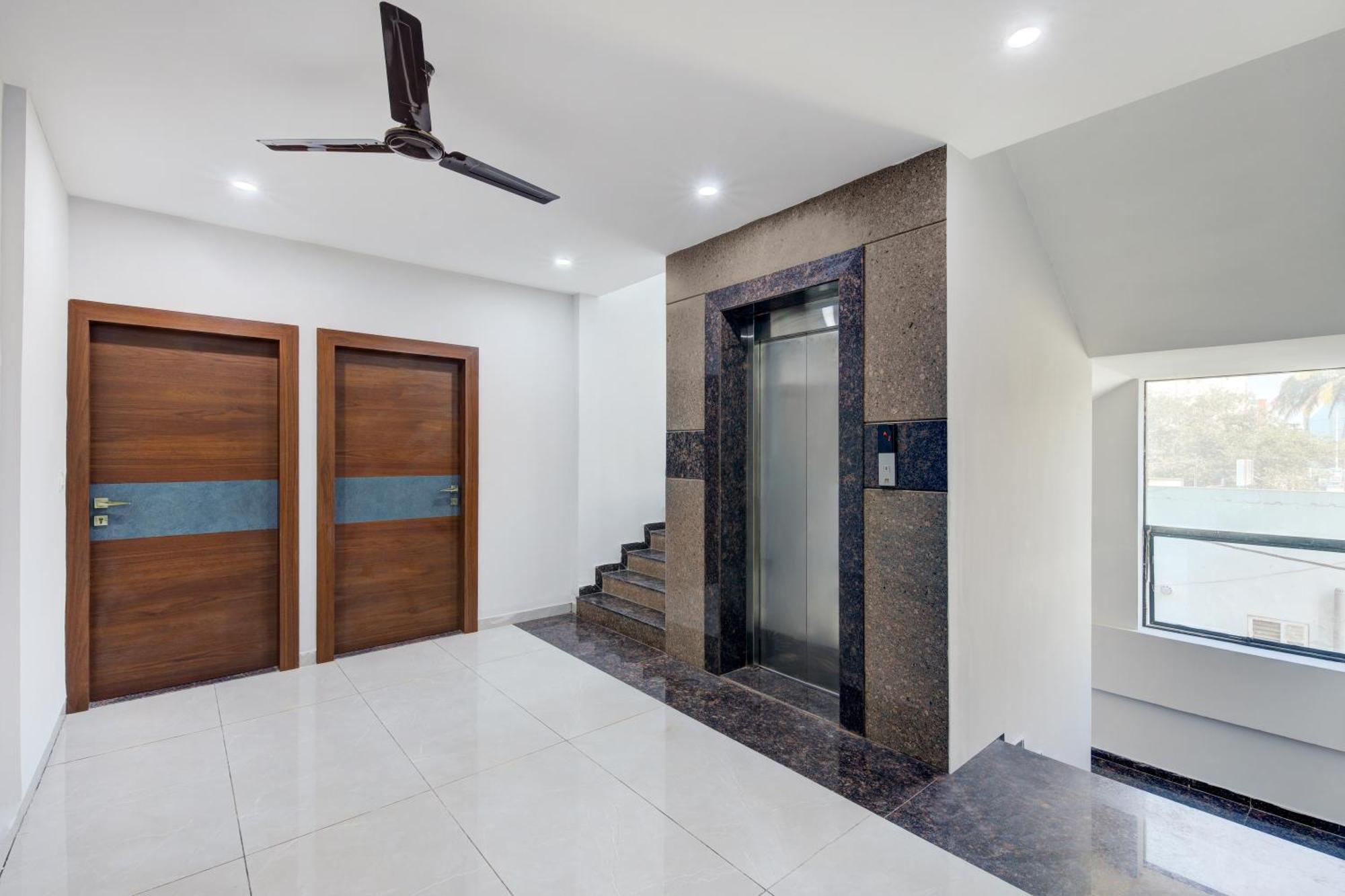 Hotel Park Lane Yelahanka Μπανγκαλόρ Εξωτερικό φωτογραφία